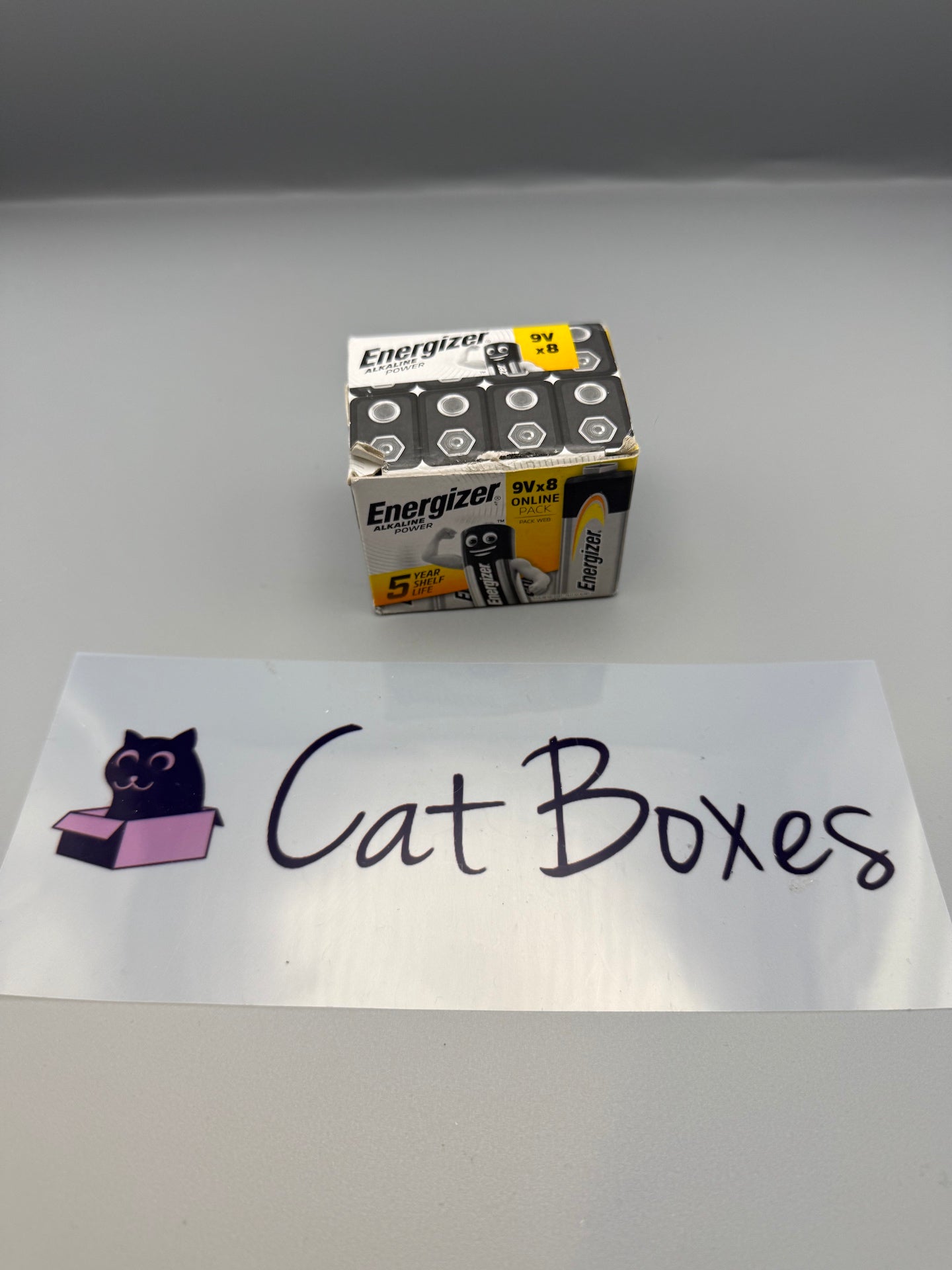 Energizer 9V Batteries 8 Pack 6LR61 Alkaline Power Smoke Alarm Tatty Box