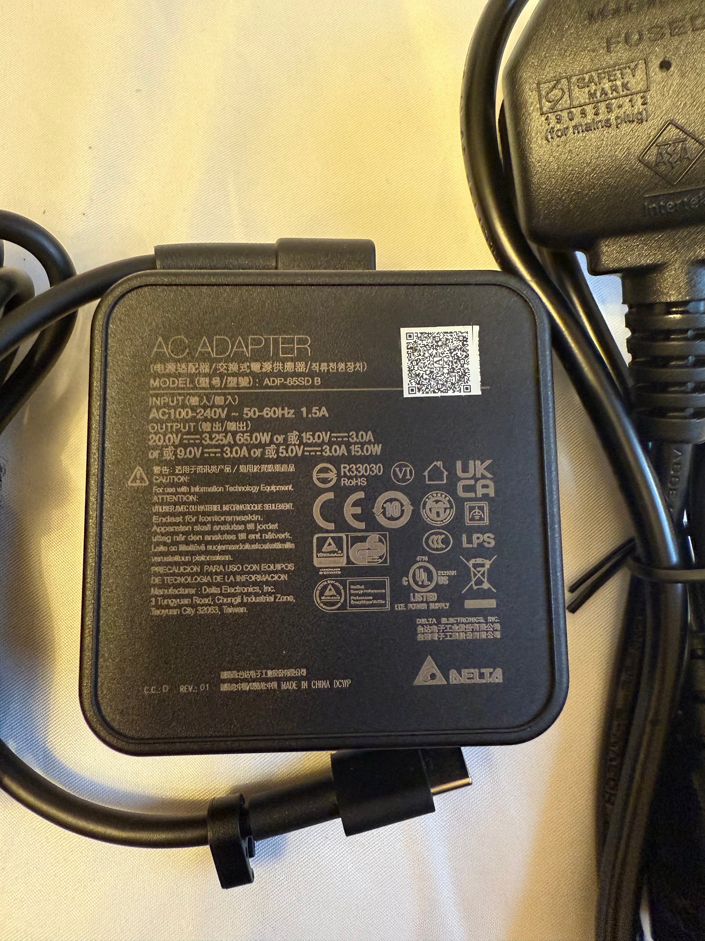 Genuine Delta ADP-65SD B 65W USB-C AC Adaptor 20/15/9/5V for Dell