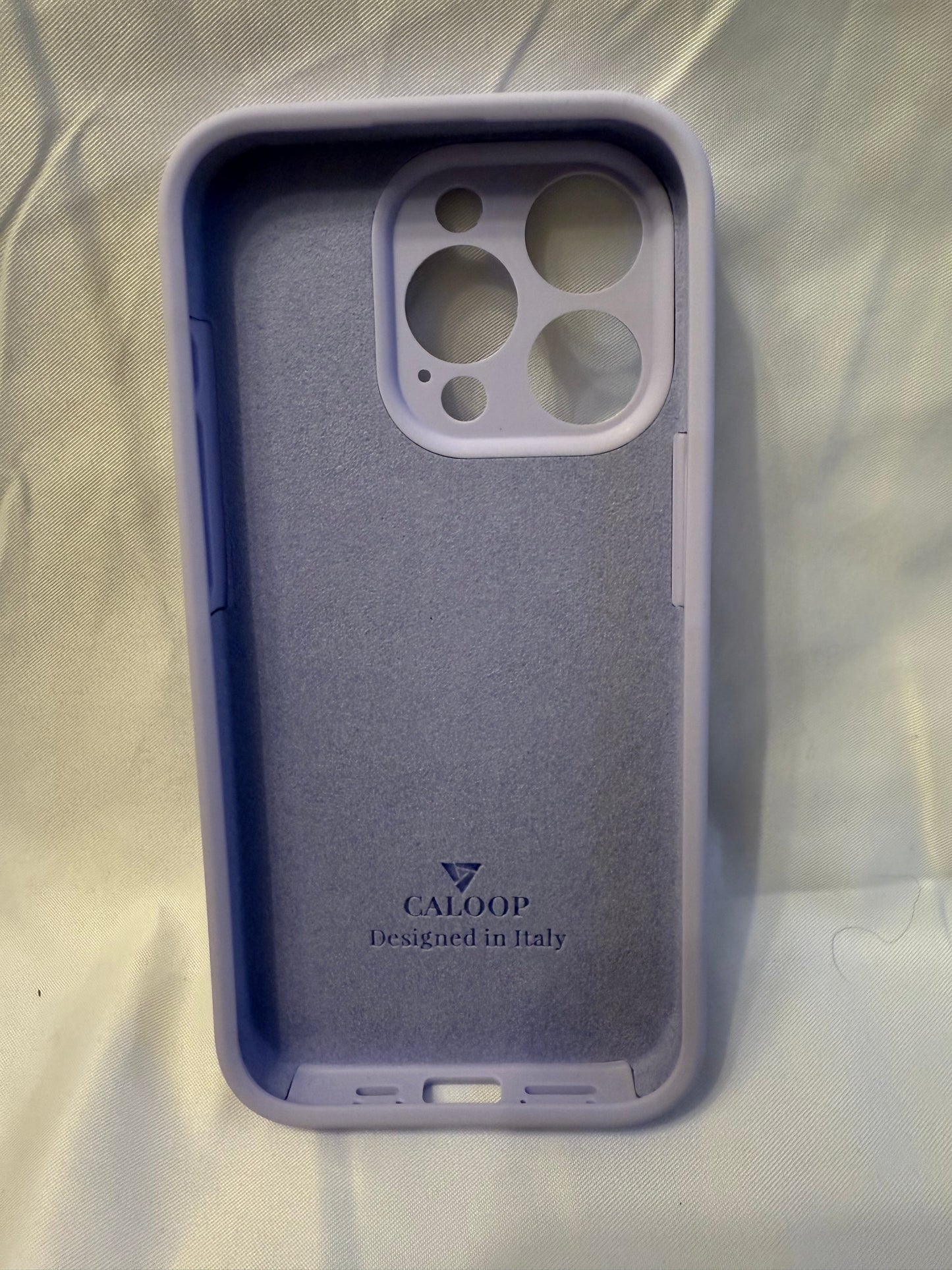 CALOOP Slim-Fit Case for iPhone 15 Pro (Light Purple)
