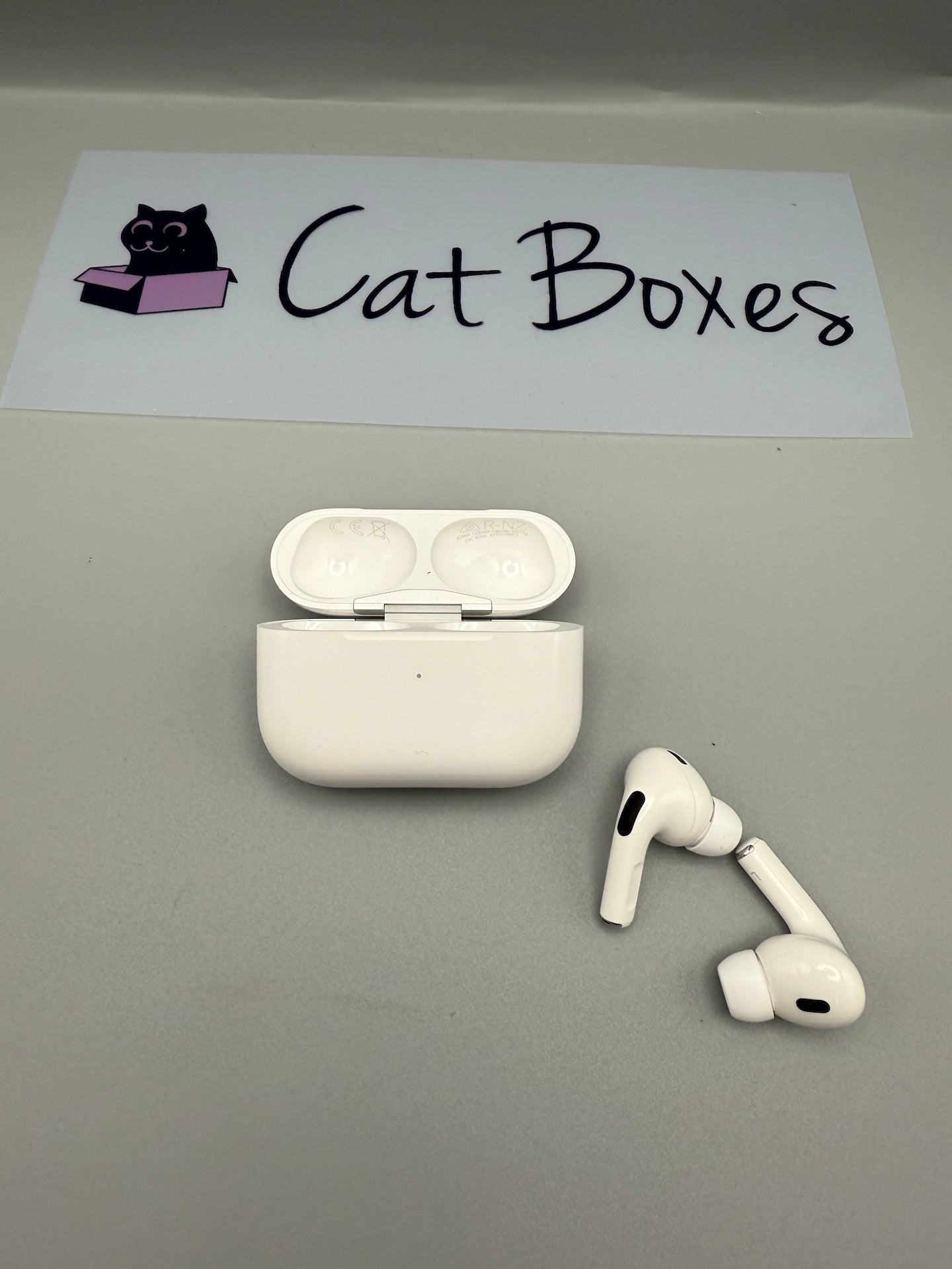 Apple AirPods Pro 2 Wireless Earbuds, Bluetooth Headphones