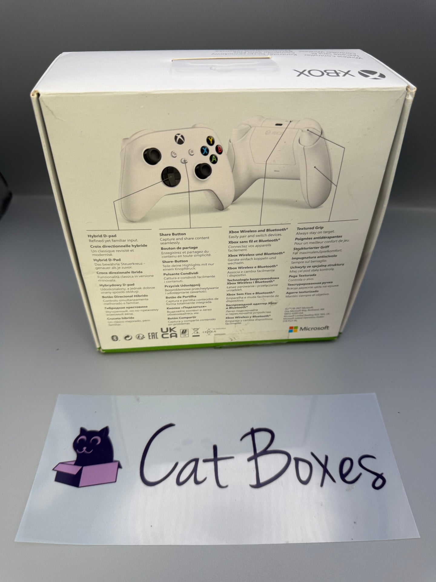 Official Microsoft Xbox Series X & S Wireless Controller - Robot White