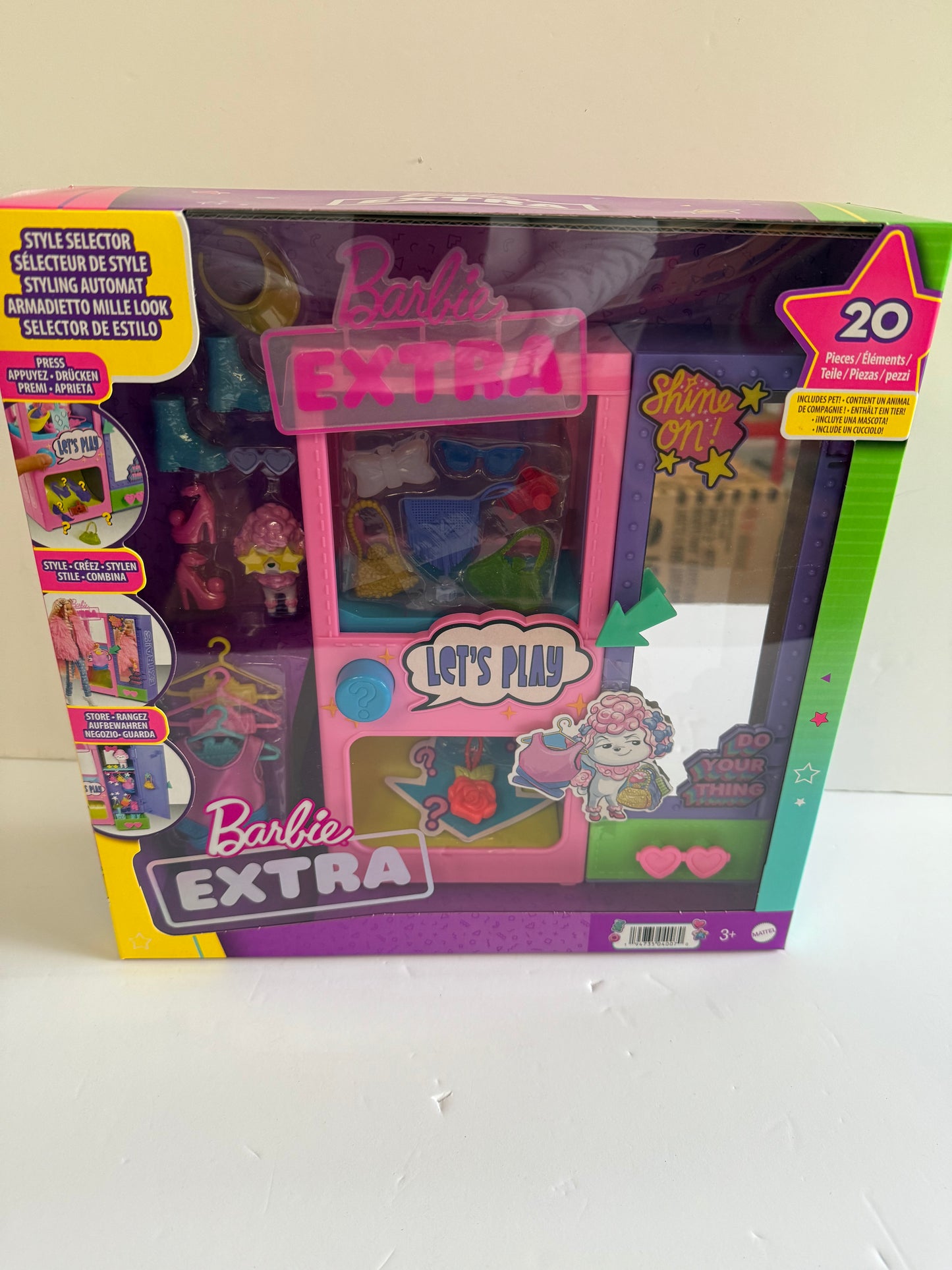 Barbie Extra Surprise Fashion Playset with 20 Pieces & Pet Poodle Closet