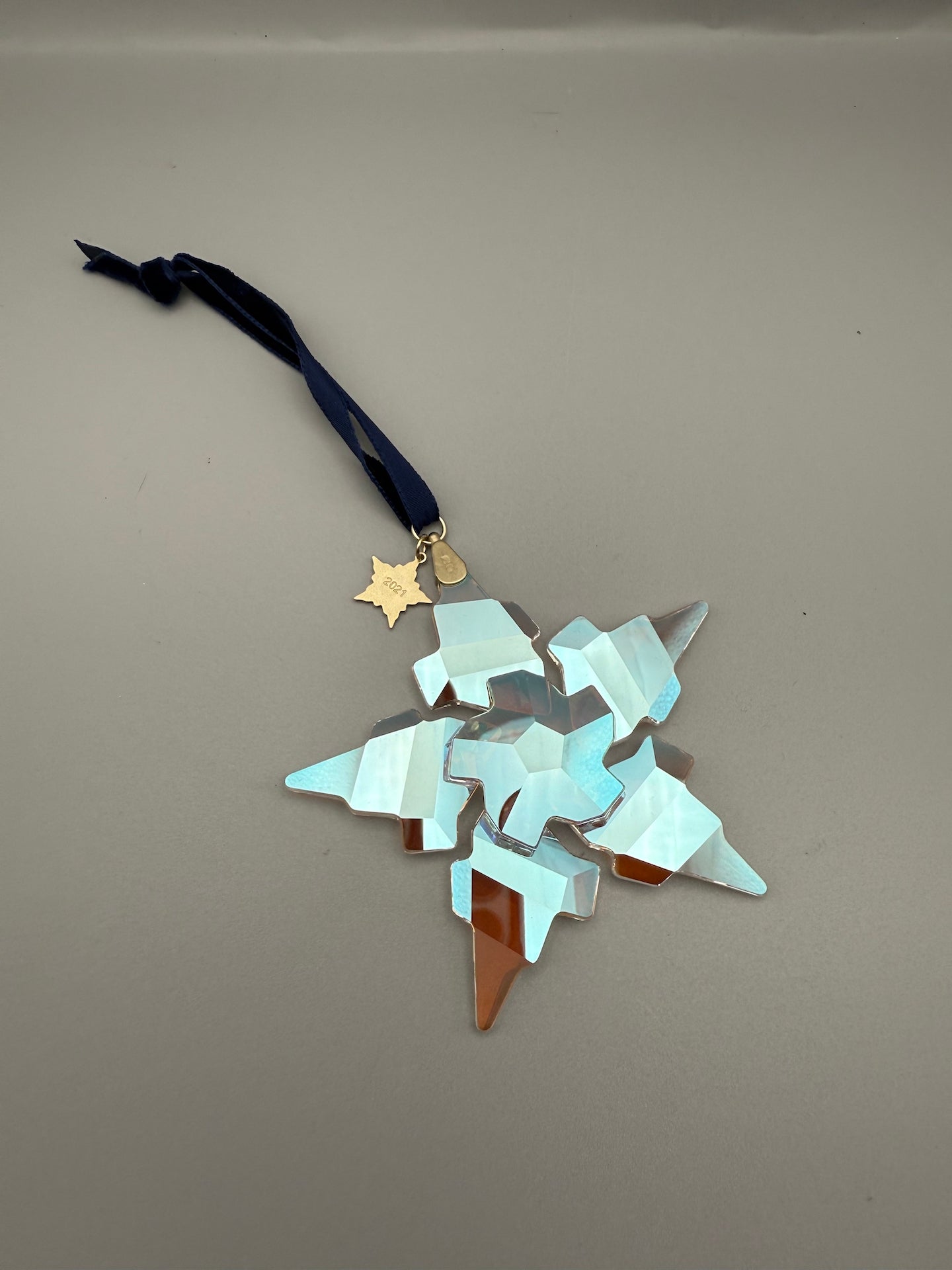 Swarovski Poinsettia 2021 Anniversary Ornament 30 Years 5596079