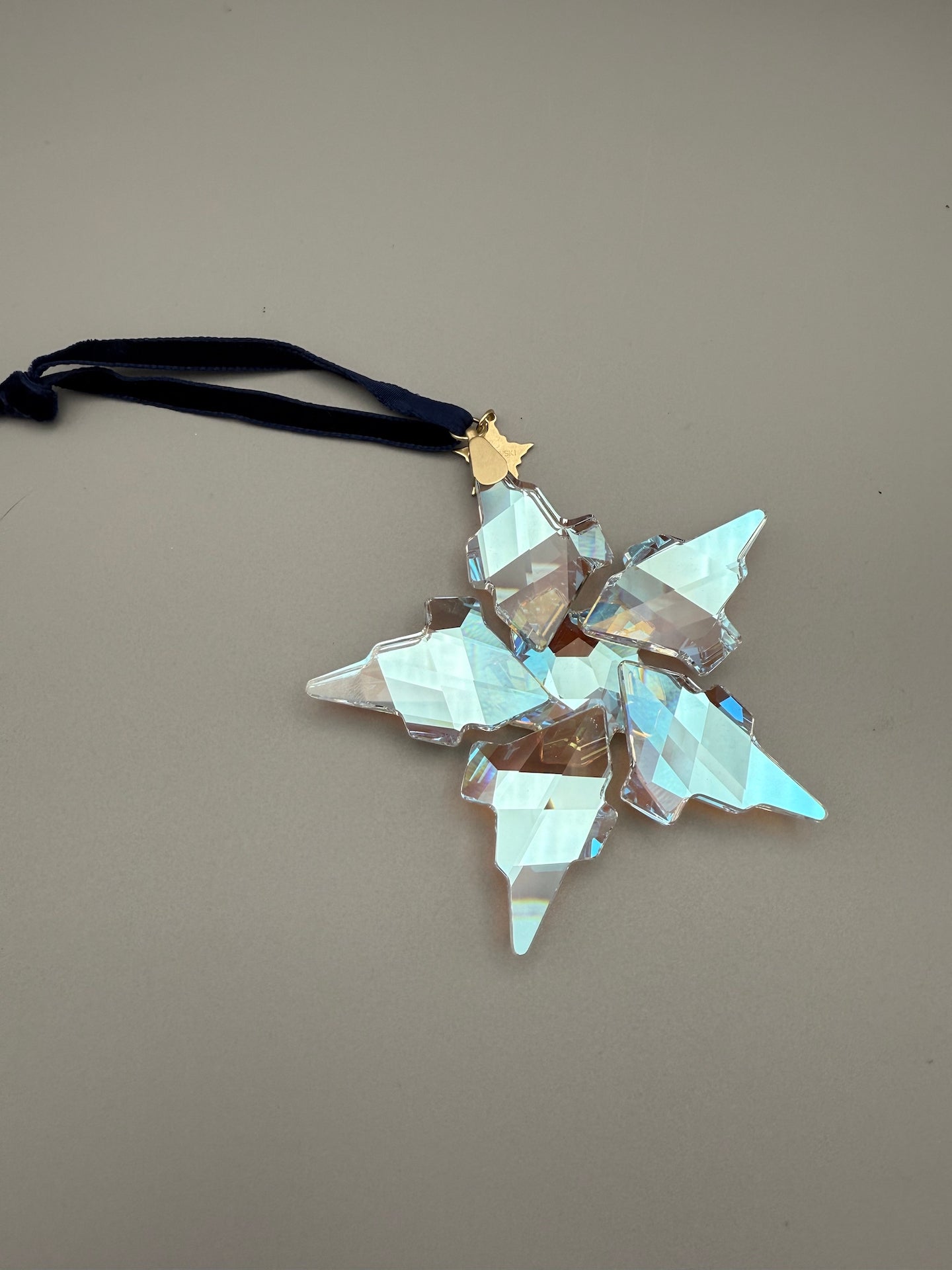 Swarovski Poinsettia 2021 Anniversary Ornament 30 Years 5596079