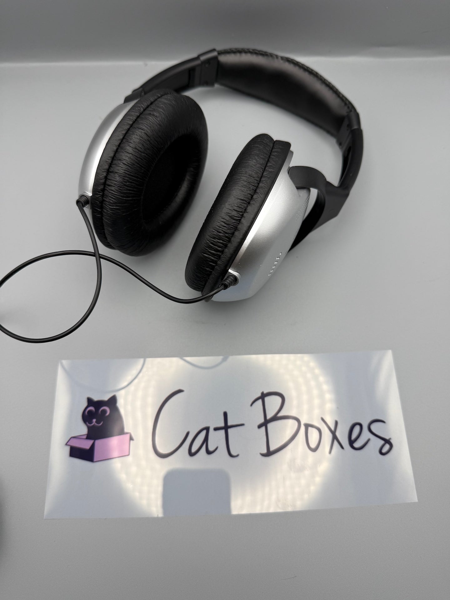 AV:Link | Full Sized Stereo Headphones with Volume Control