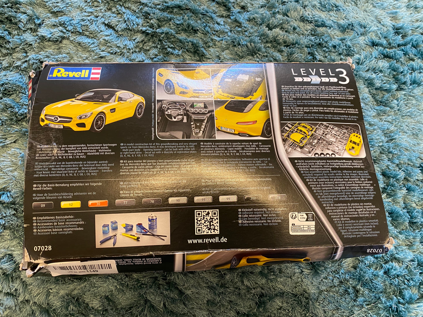 Revell 07028 Mercedes-AMG GT 1:24 Scale Unbuilt Plastic Model Kit **Tatty Box**