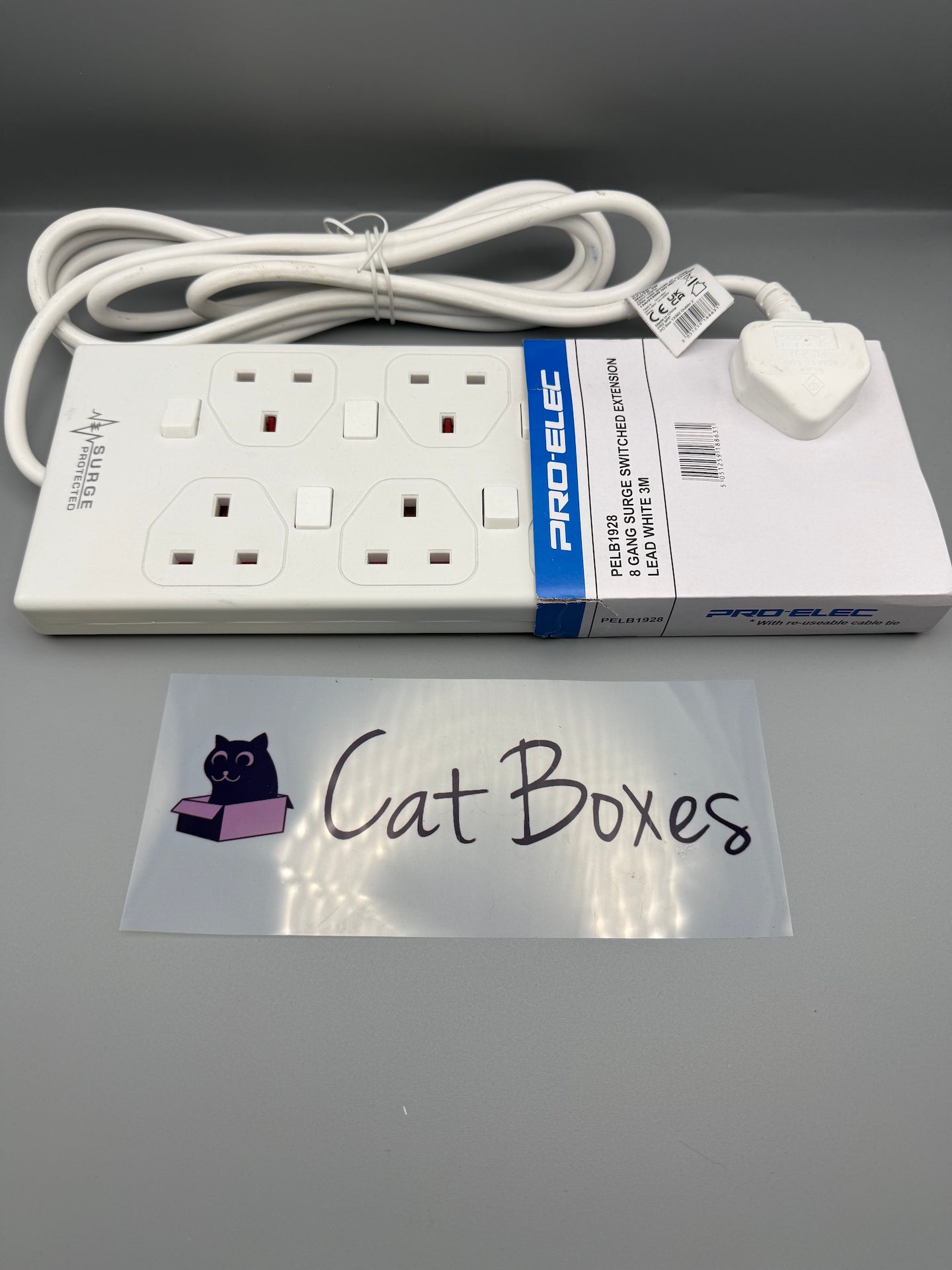 PRO ELEC 3m 8 Way Individually Switched Surge Protected Extension Lead, White