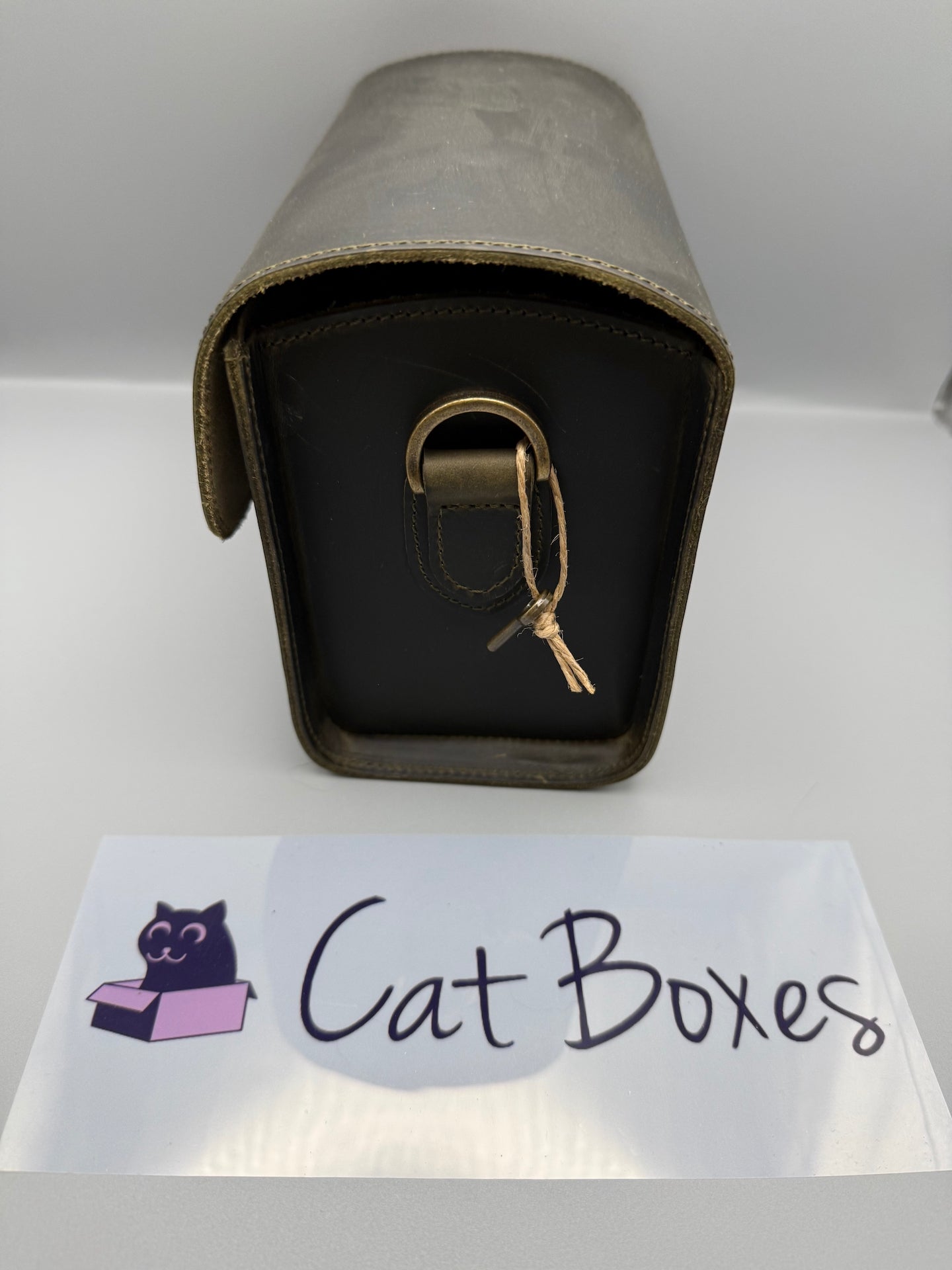 MegaGear Pebble MG1723 Genuine Leather Camera Messenger Bag - Olive