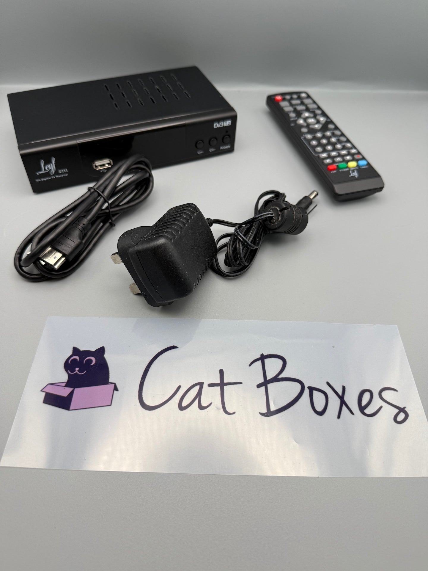 Digital Cable TV Receiver (DVB-C, HDTV, HDMI, SCART, USB 2.0) + HDMI Cable