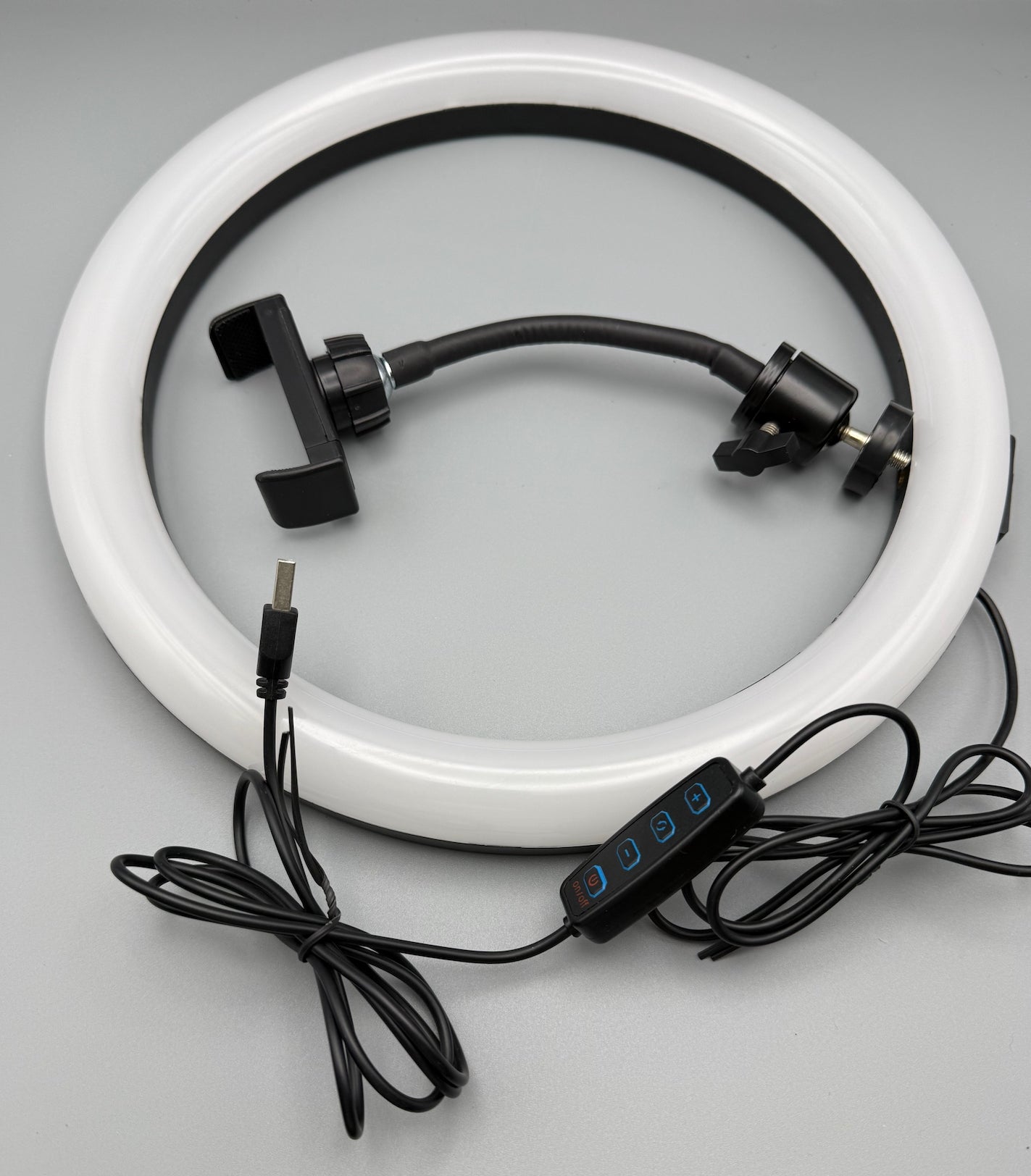 Beamo Ring Light 12'' - Large LED Selfie Ring Light for Phones or Cameras