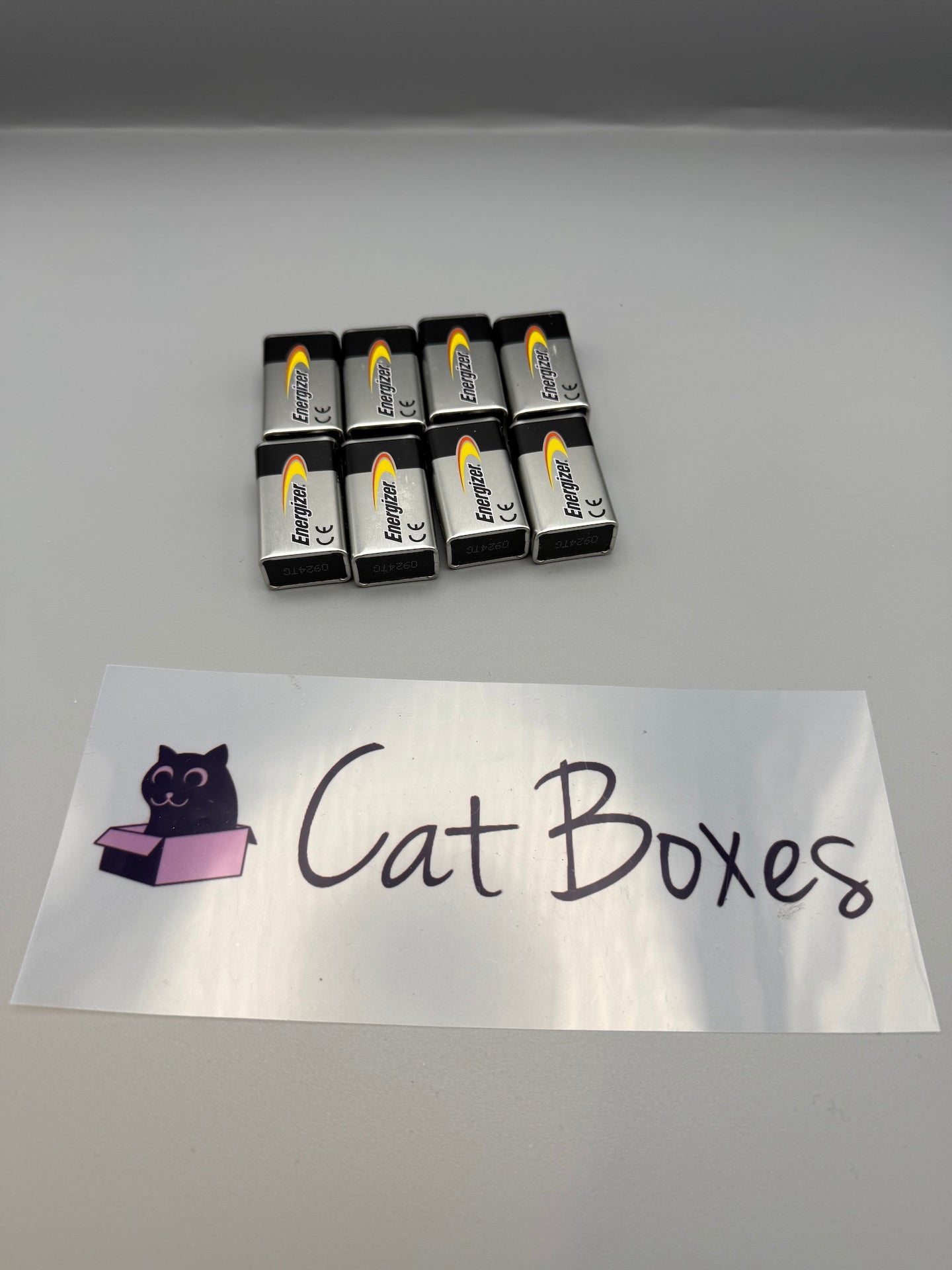 Energizer 9V Batteries 8 Pack 6LR61 Alkaline Power Smoke Alarm Tatty Box