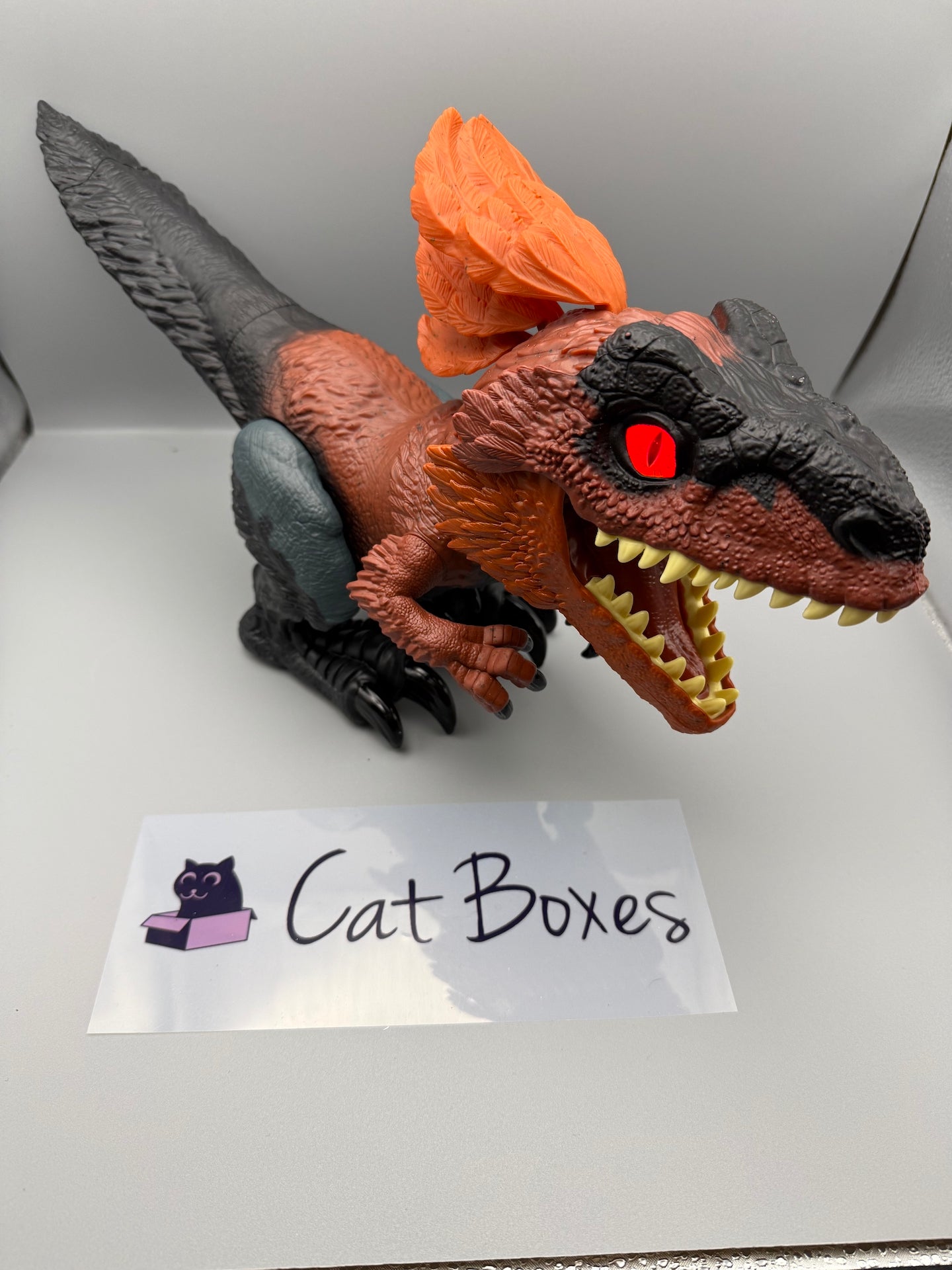 Jurassic World - A New Age - Uncaged Rowdy Roars Pyroraptor dinosaur