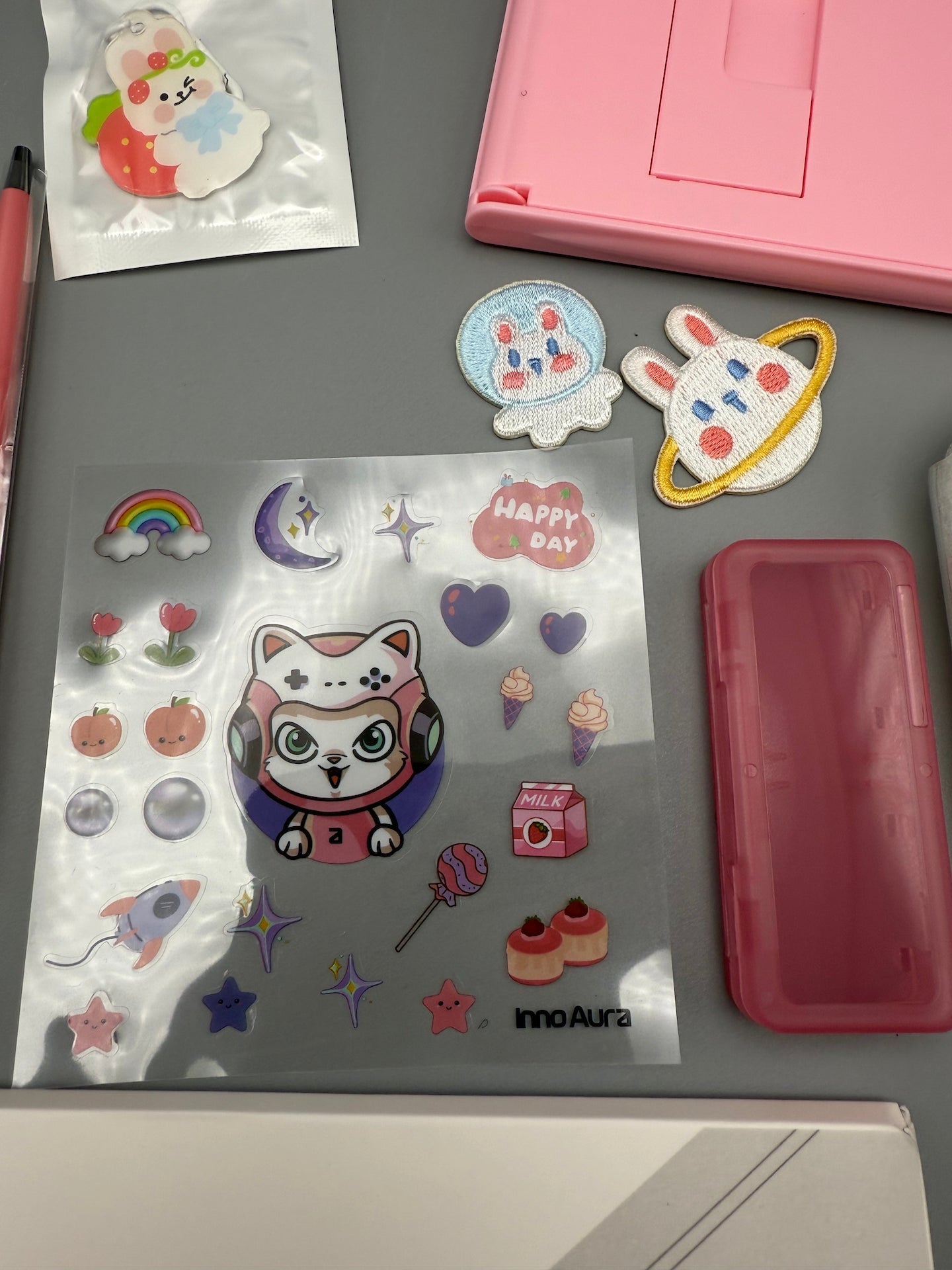 Switch OLED Accessories Bundle (Pink)