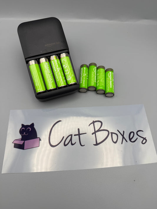 Amazon Basics Battery Charger for Rechargeable AA and AAA NiMh Batteries + 8 AA