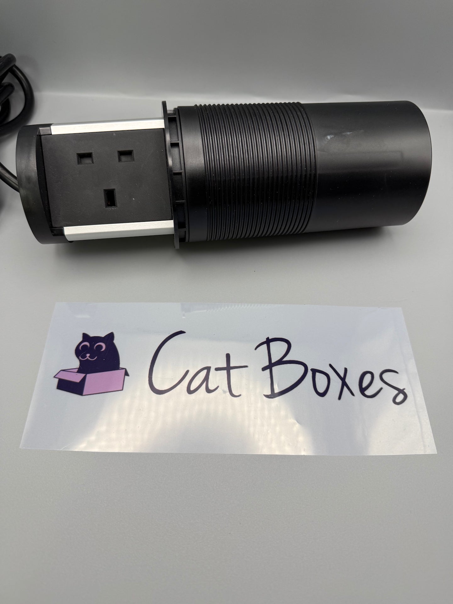 Knightsbridge Recess Mount Pop Up Dual USB Charger, Black