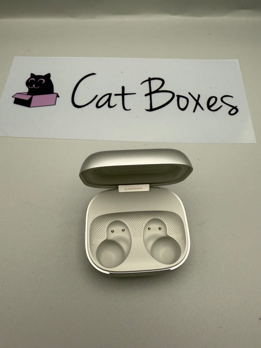 JBL Live Buds 3, Wireless Earbud Headphones, Silver **CASE ONLY**