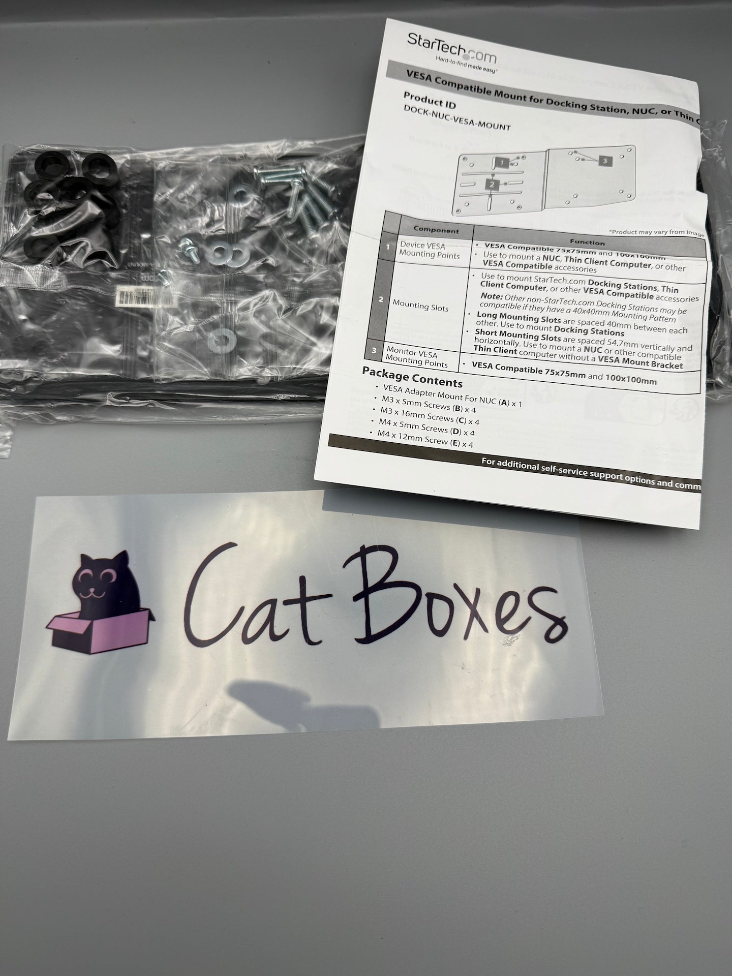 StarTech.com VESA Mounting Bracket - NUC/Thin Clients or Laptop Docking Station