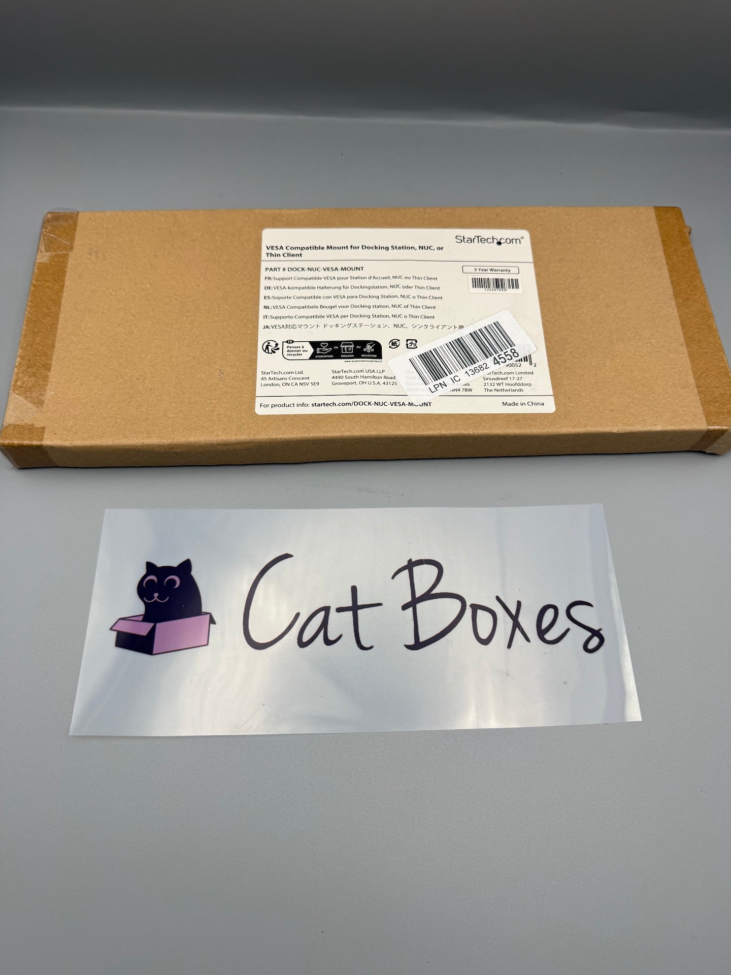 StarTech.com VESA Mounting Bracket - NUC/Thin Clients or Laptop Docking Station