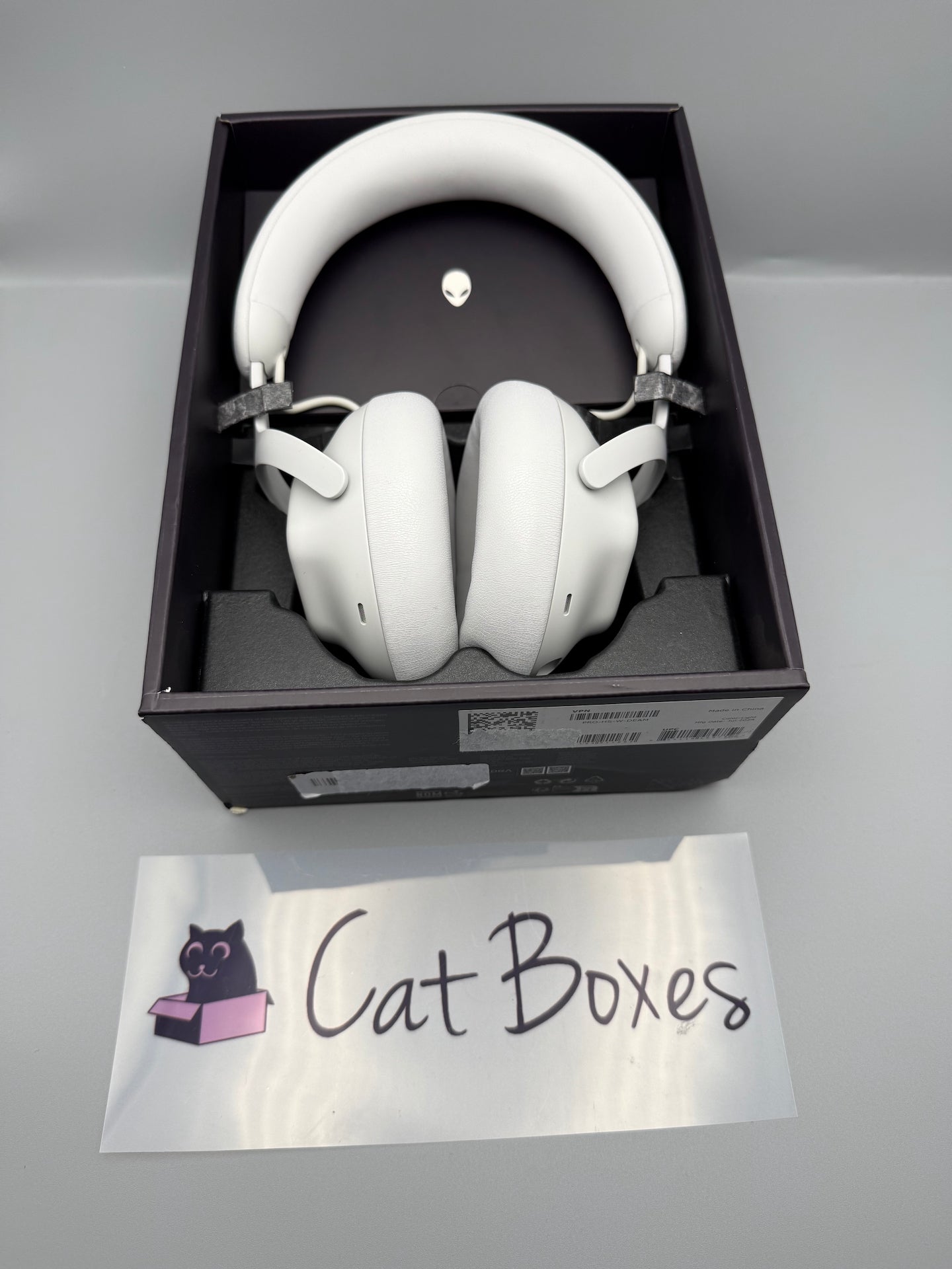 Alienware Pro Wireless Gaming Headset Lunar Light