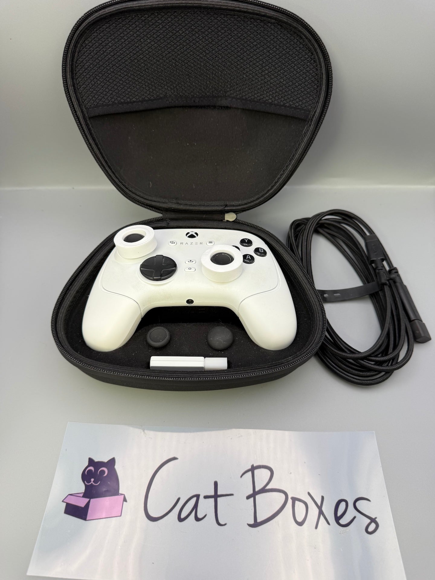 Razer Wolverine V3 Pro Wireless Xbox PC Controller White Boxed with Case