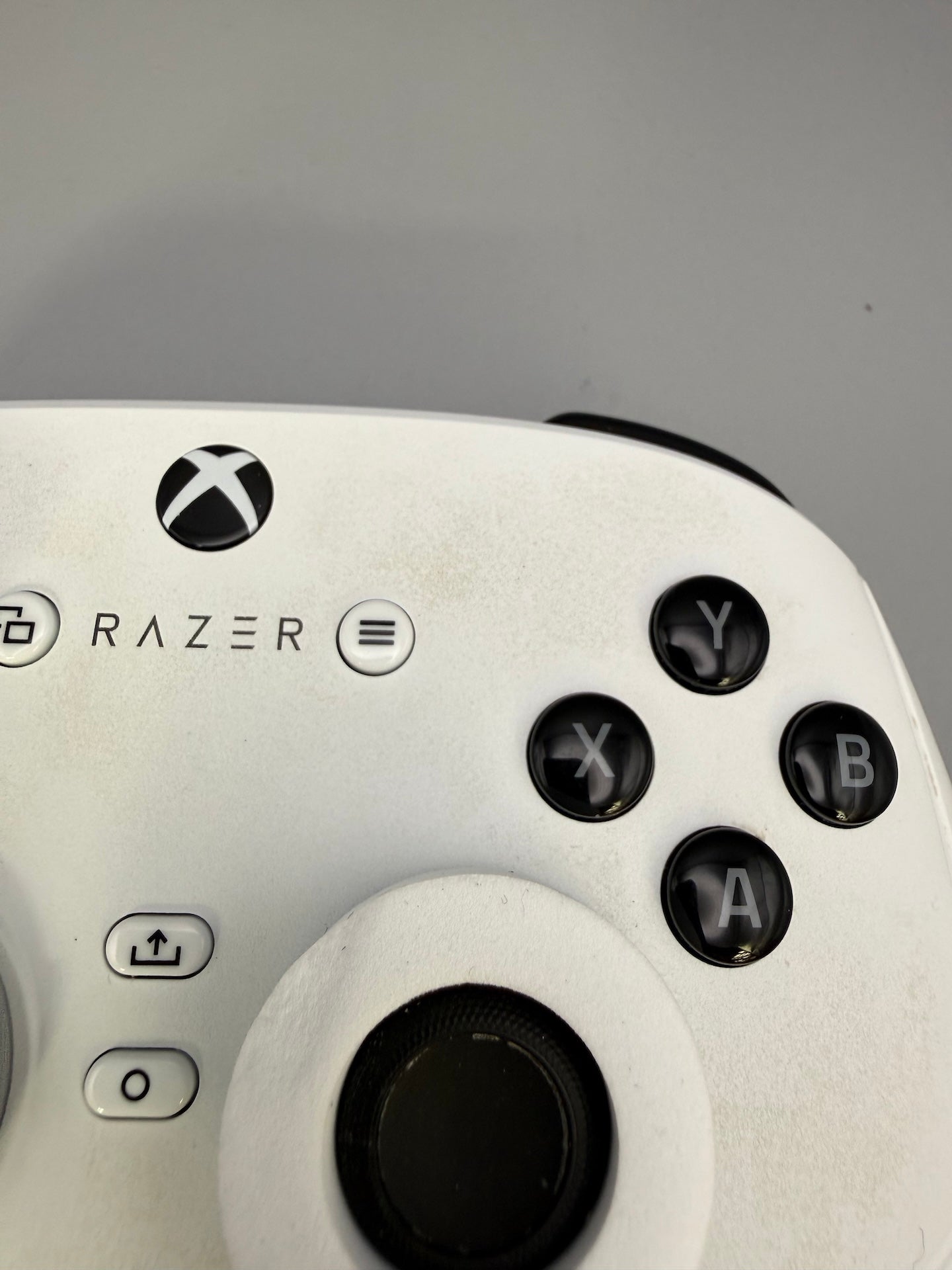 Razer Wolverine V3 Pro Wireless Xbox PC Controller White Boxed with Case
