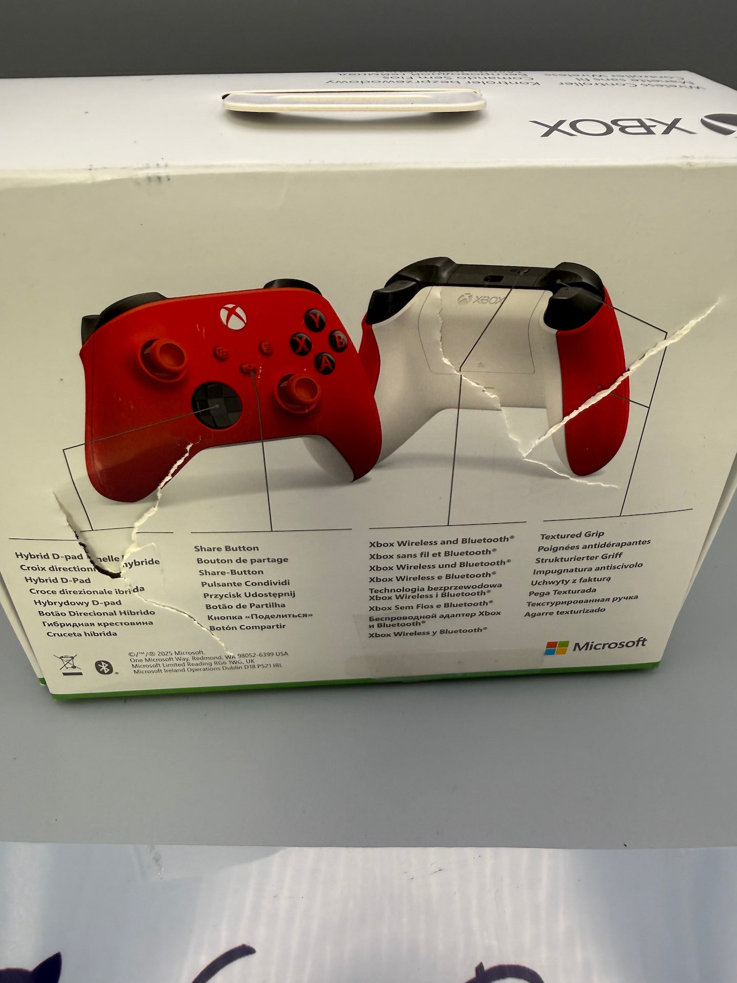 Official Microsoft Xbox Series X & S Wireless Controller - Pulse Red