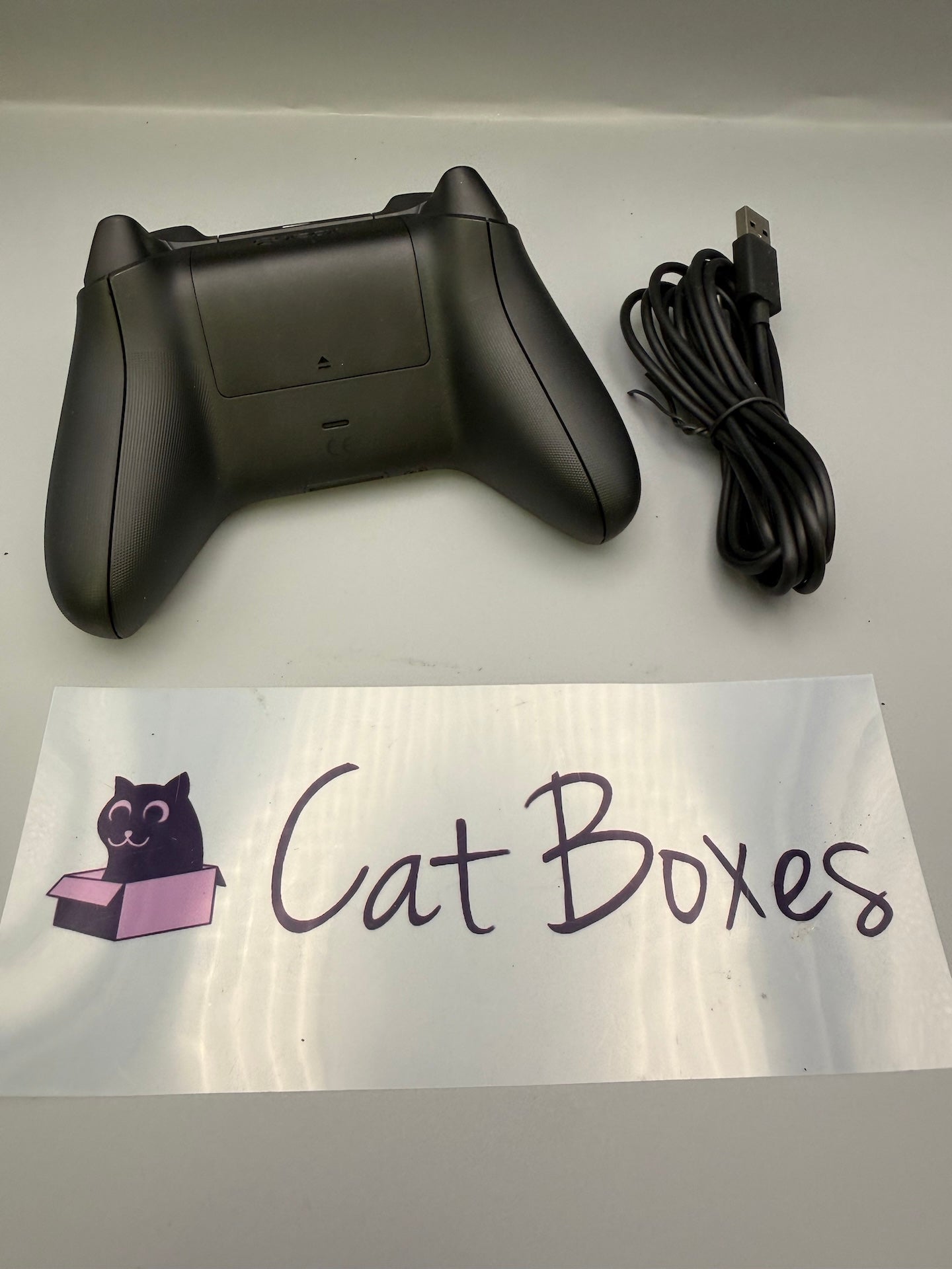 Microsoft Official Xbox Series X & S Wireless Controller - Carbon Black + USB Cable