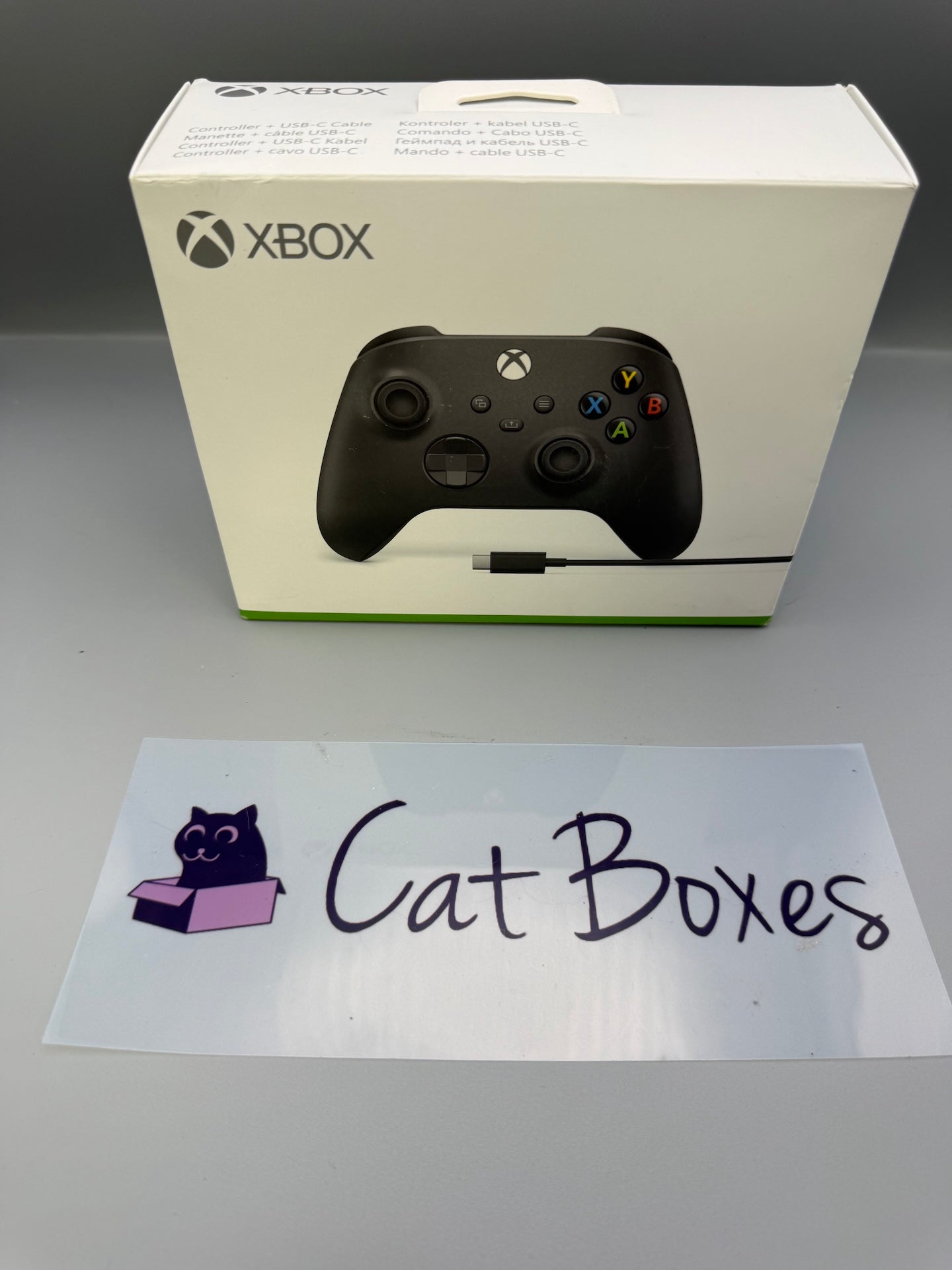 Microsoft Official Xbox Series X & S Wireless Controller - Carbon Black + USB Cable