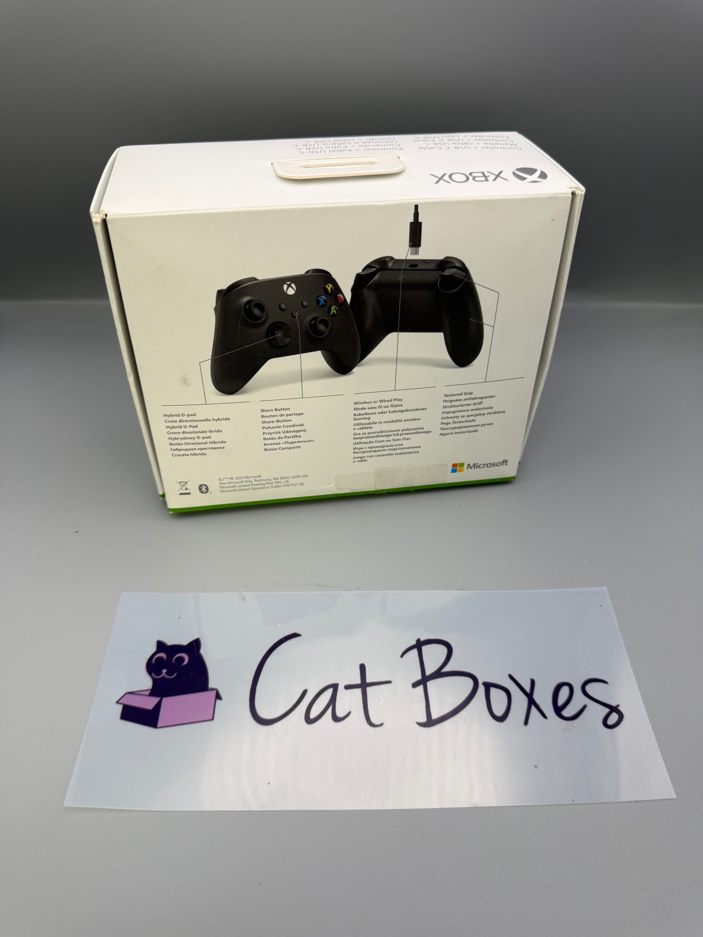 Microsoft Official Xbox Series X & S Wireless Controller - Carbon Black + USB Cable