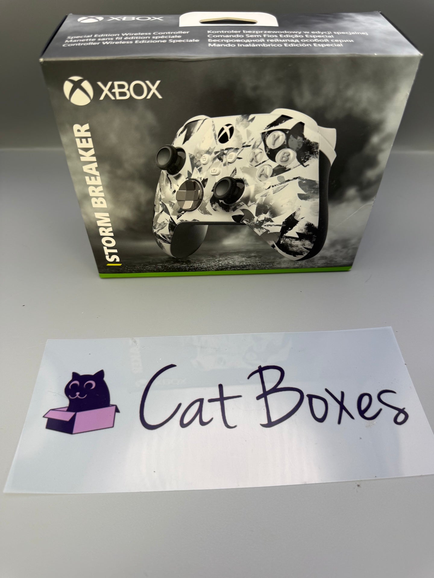 Microsoft Xbox Series X & S Wireless Controller, Special Edition, Storm Breaker