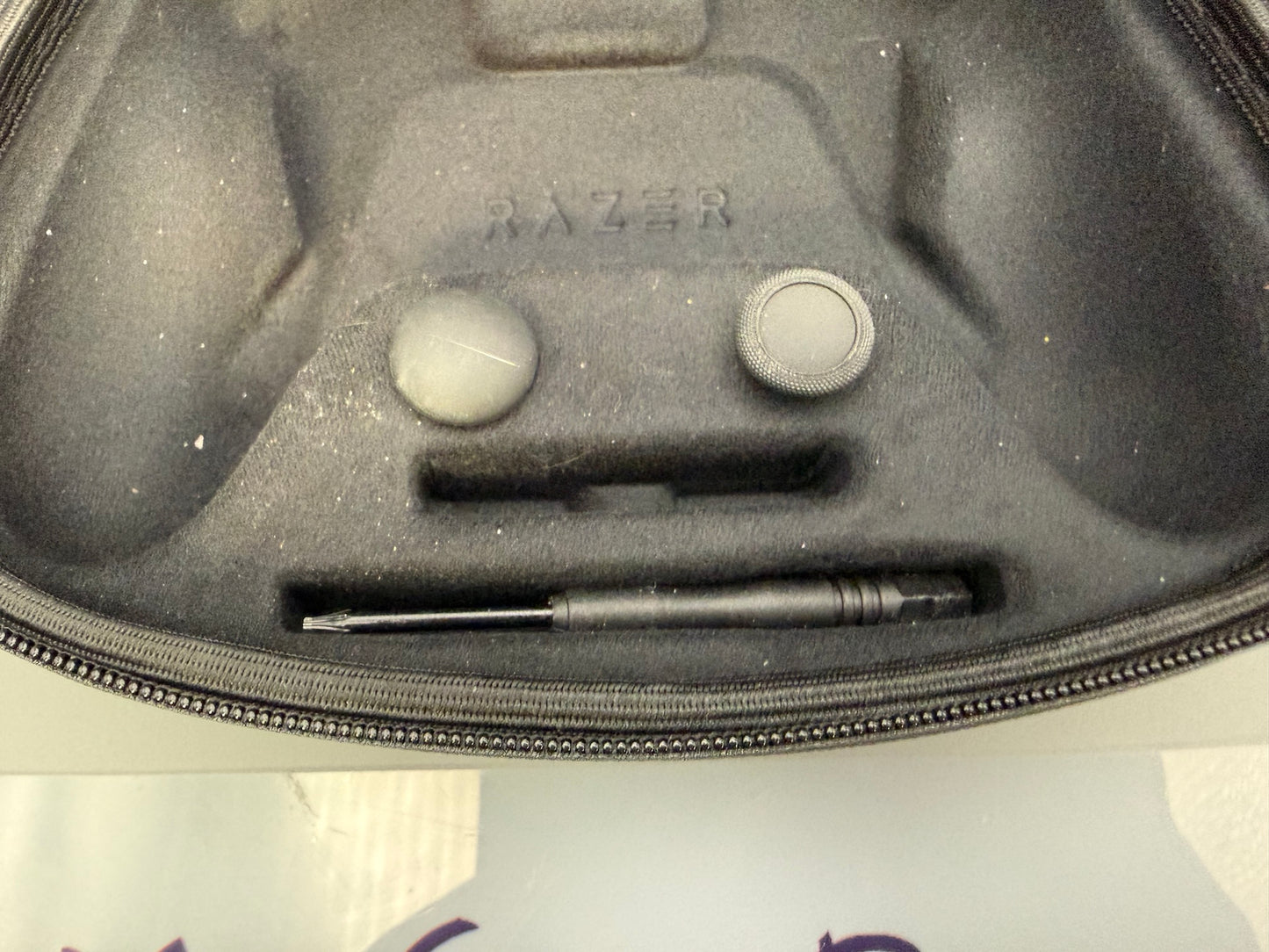 Razer Raiju V3 Pro Carry Case Box Spare Thumbsticks Accessory Bundle