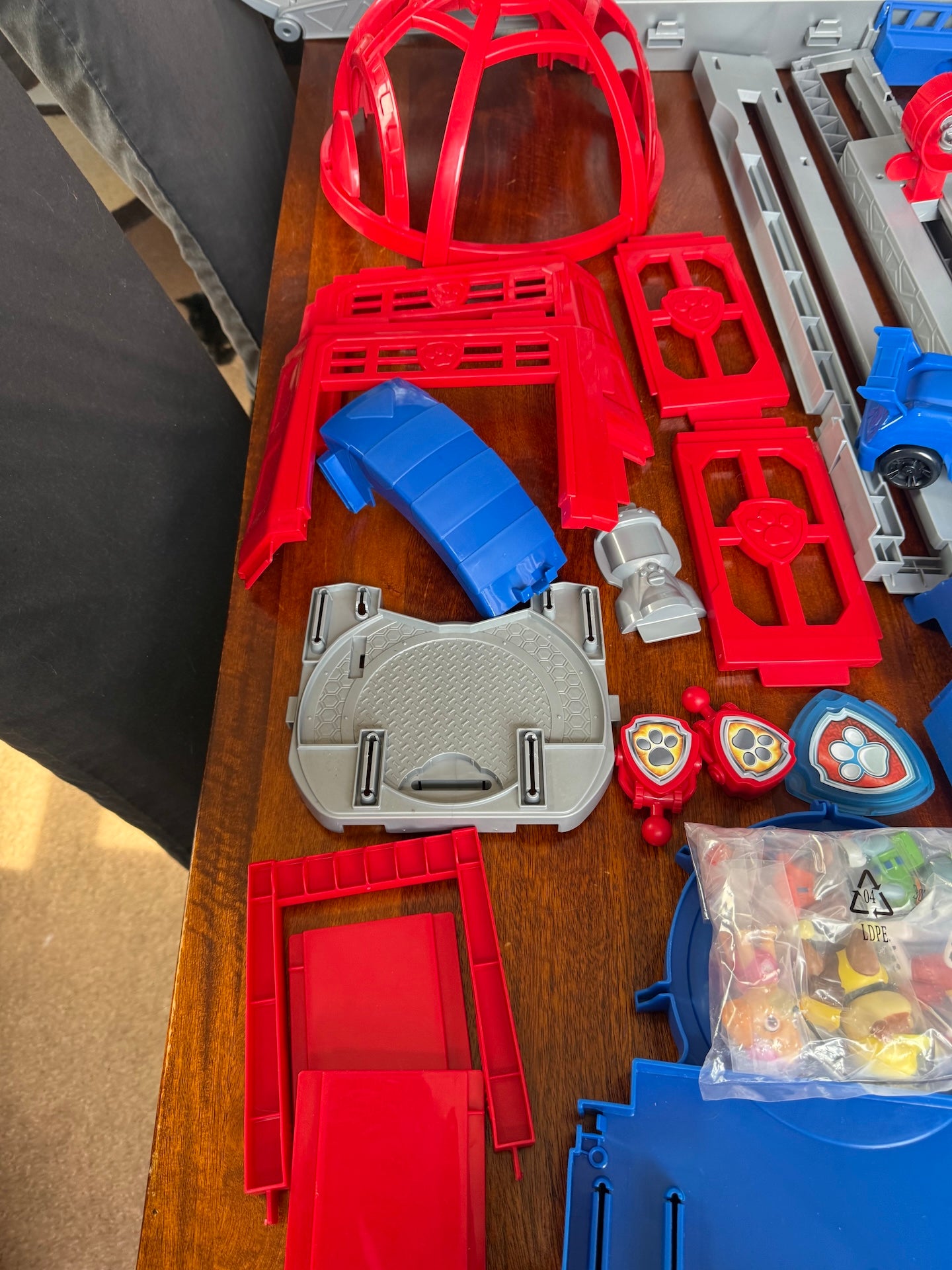 Paw Patrol The Movie Ultimate City Tower - Missing Side Ramp, Tatty Box