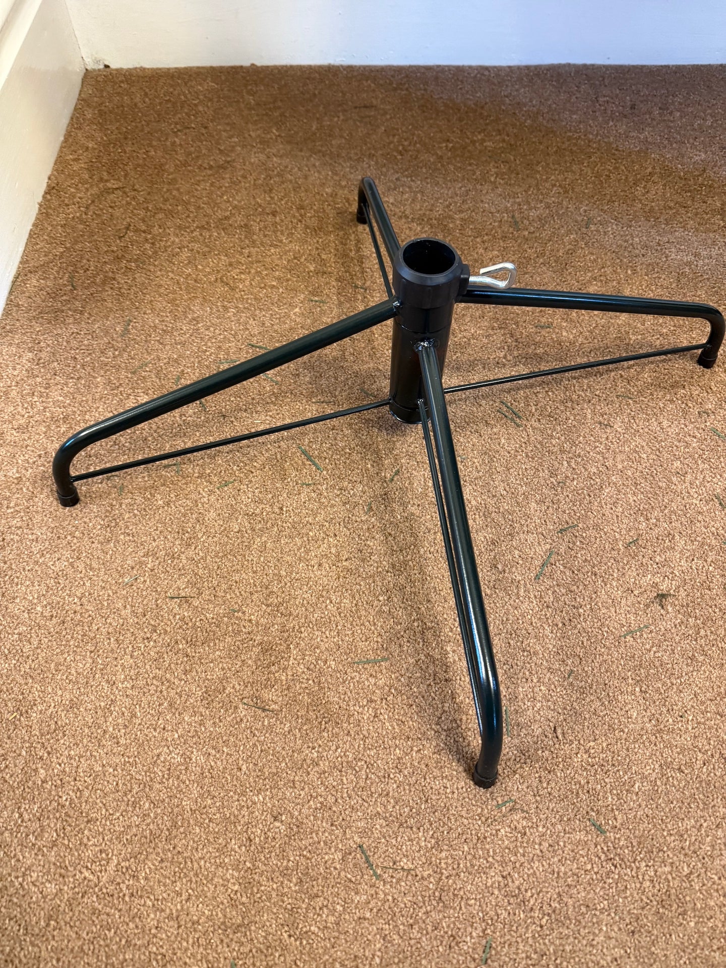 7ft Majestic Pine Christmas Tree