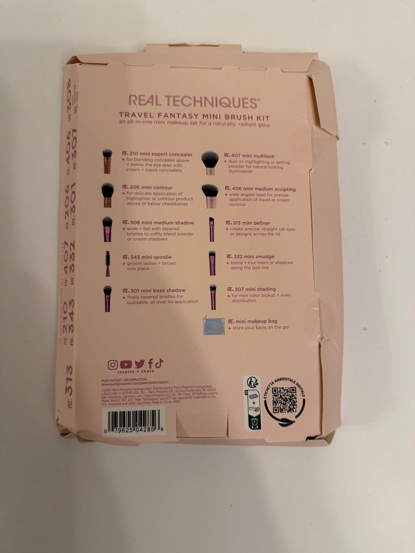 Real Techniques Travel Fantasy Mini Brush Kit 10-in-1 with Bag **Tatty Box**