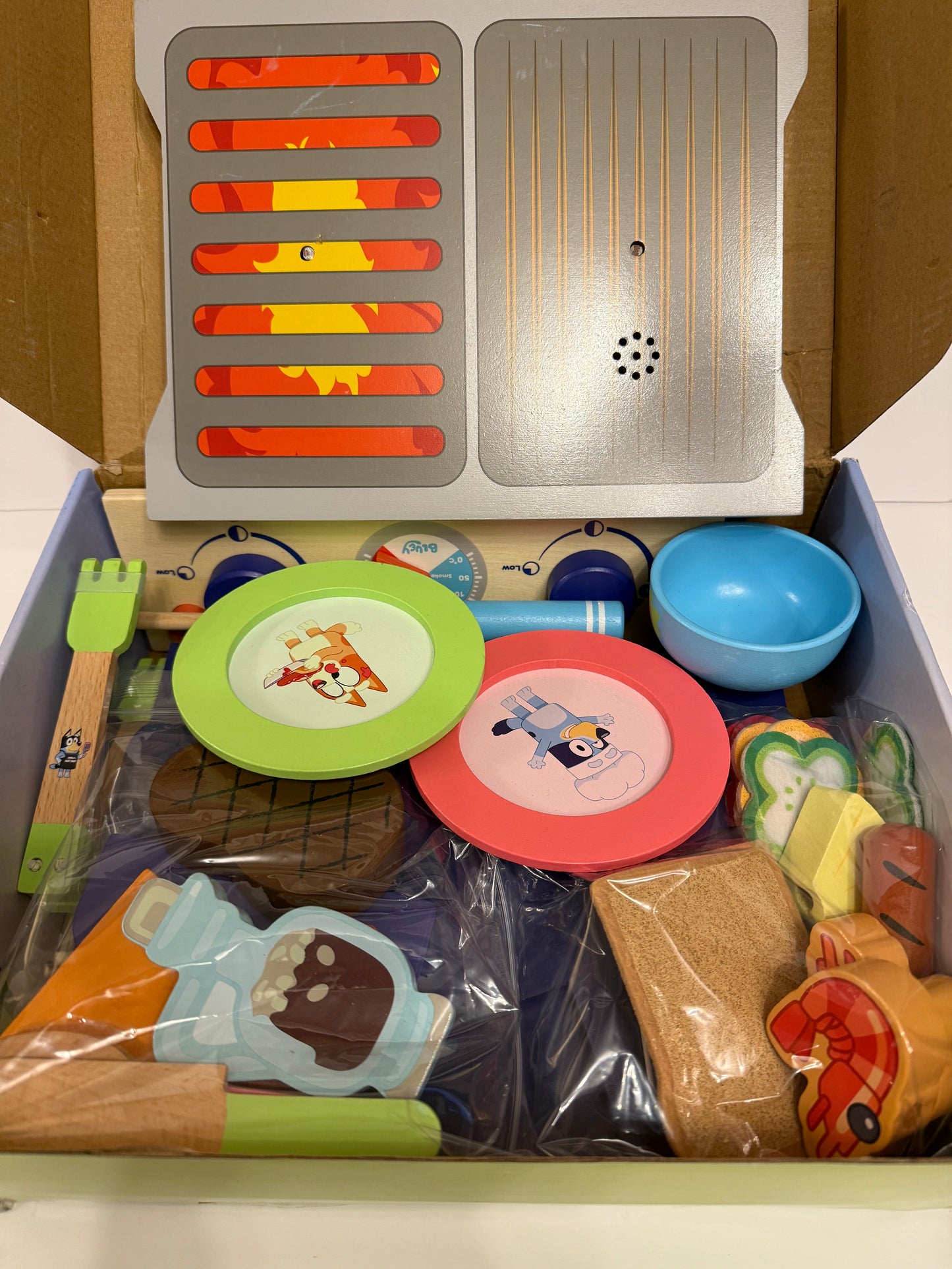 Bluey Wooden Bbq & Salad Set - Kids Toy Play Food