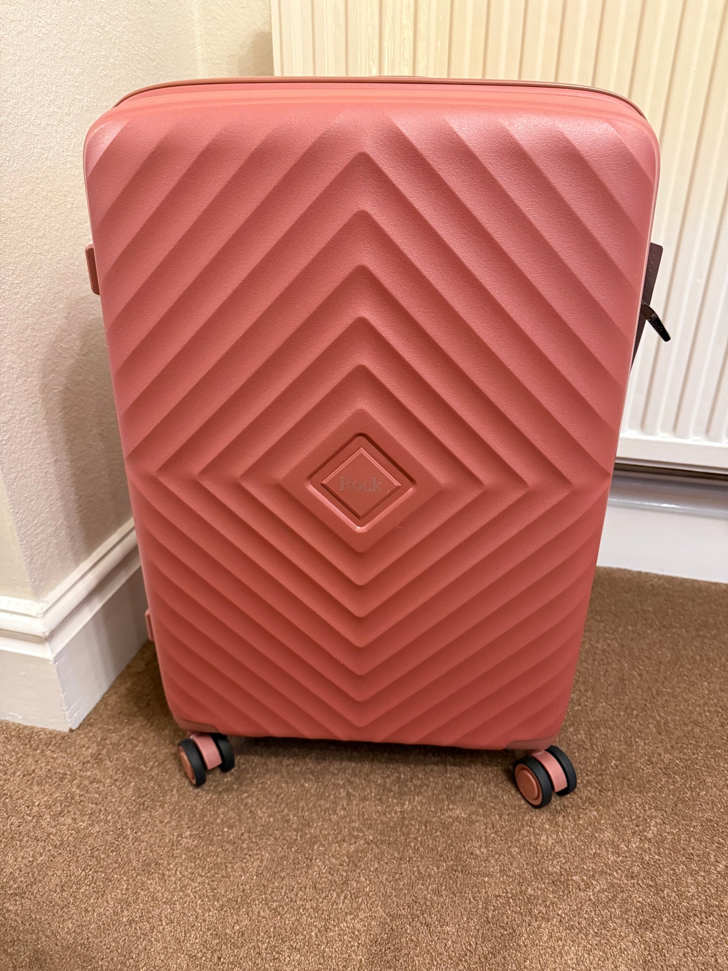 Rock Luggage Infinity 8 Wheel Hardshell Medium Suitcase - Dusty Pink