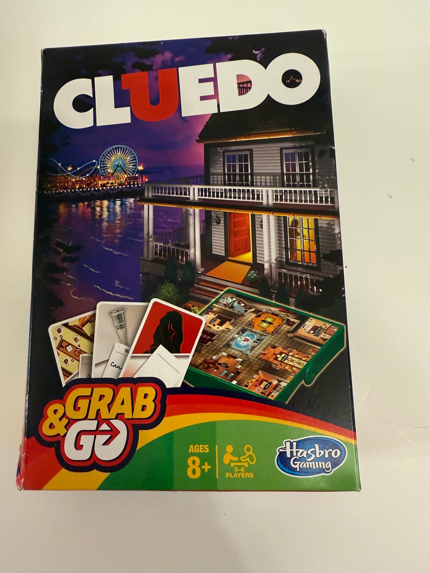 Hasbro Gaming Cluedo Grab & Go (Board game)