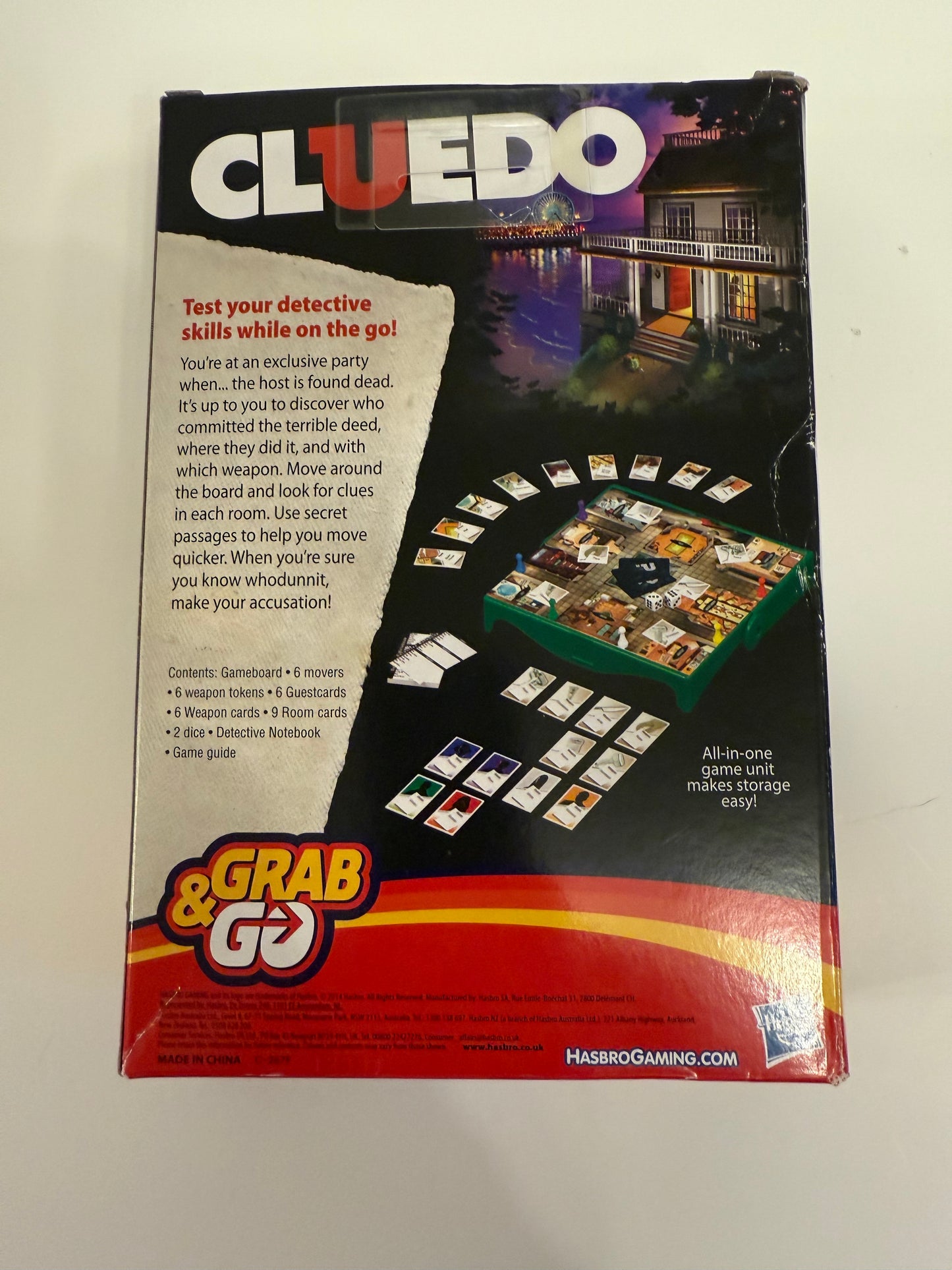 Hasbro Gaming Cluedo Grab & Go (Board game)