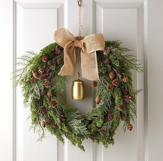 60cm Bell And Acorn Wreath