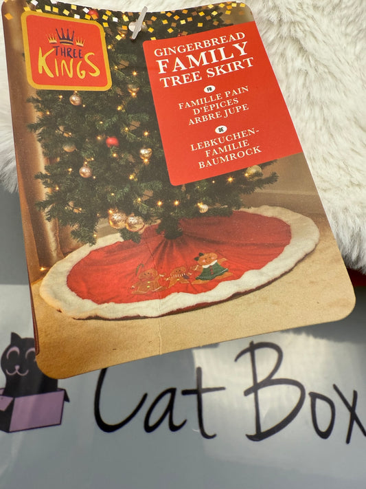 Red & White Gingerbread Family Christmas Tree Skirt