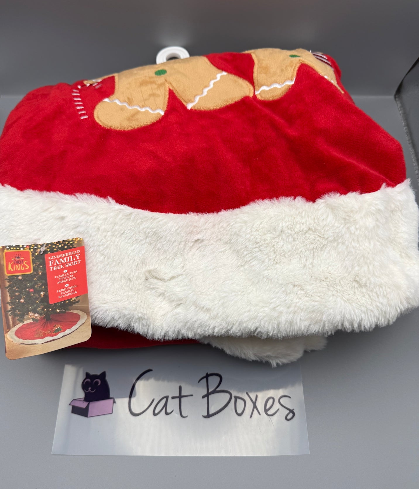 Red & White Gingerbread Family Christmas Tree Skirt