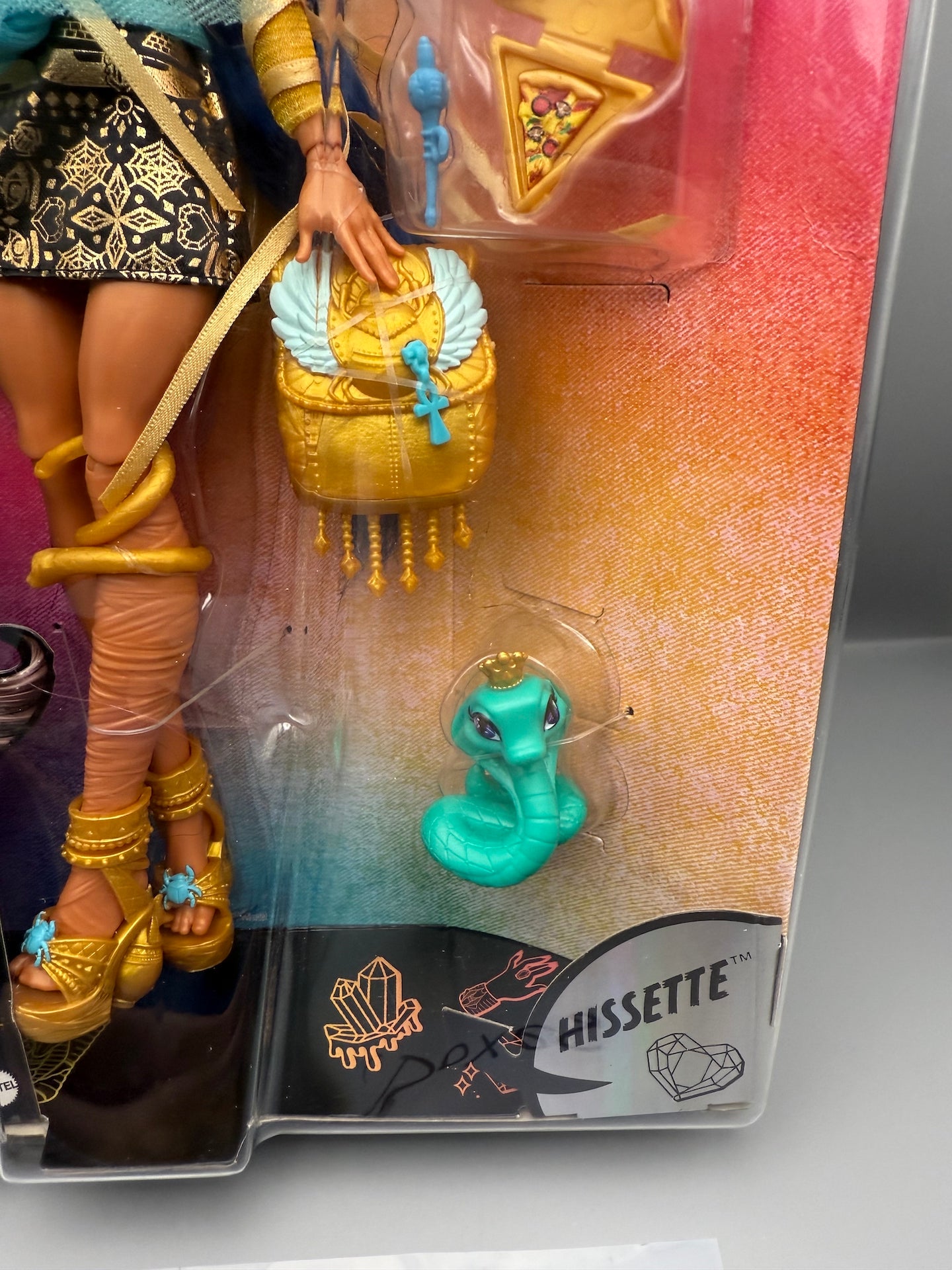Monster High Cleo De Nile Doll Includes Pet Cobra Hissette